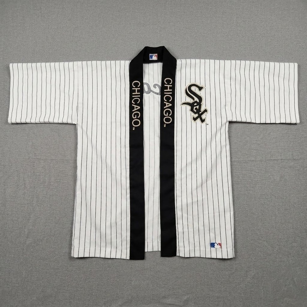 MLB Chicago White‎ Sox Kimono White Pinstripe Baseball Jersey Robe Wrap Vintage